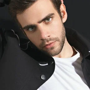 Photo star :  Andres Baida