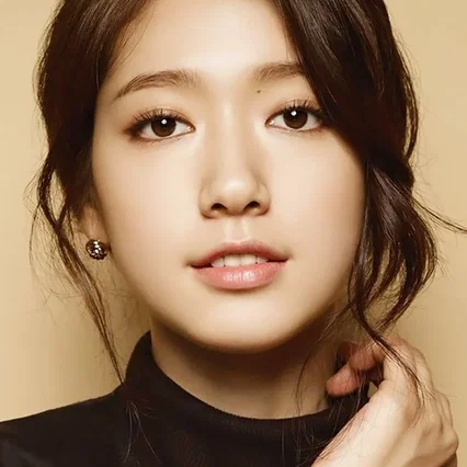  Park Shin-hye