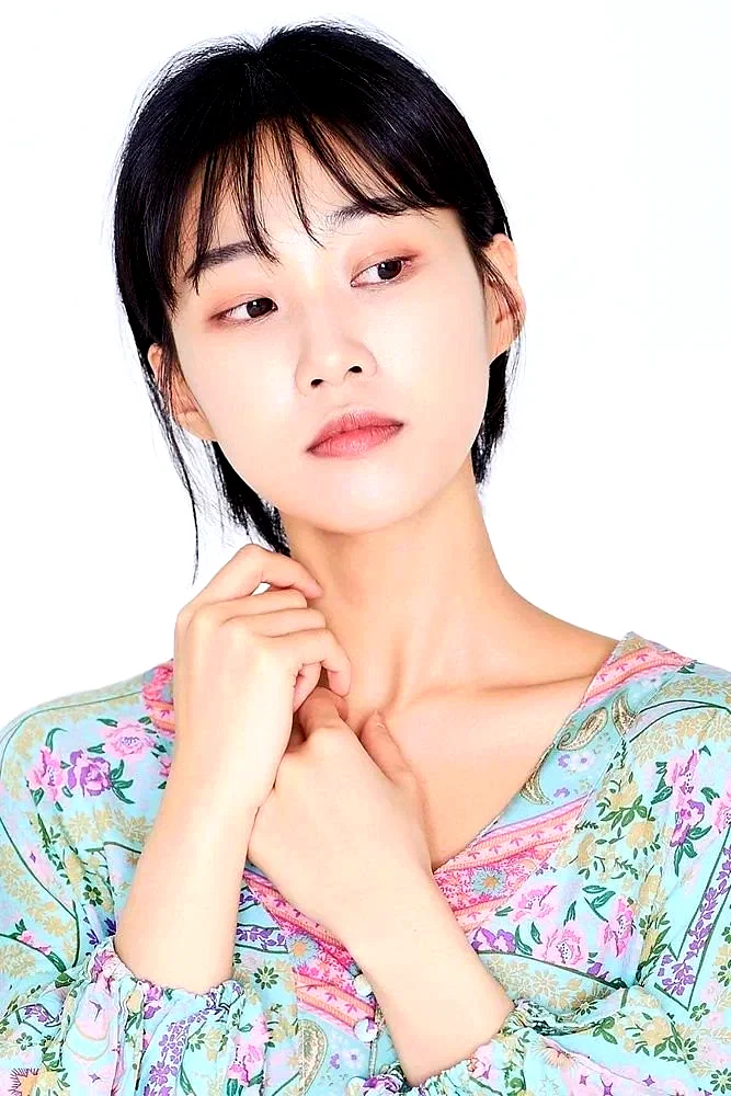  Ha Yoon-kyeong