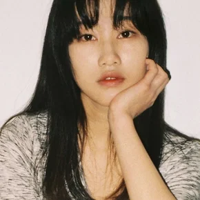 Photo star :  Ha Yoon-kyeong