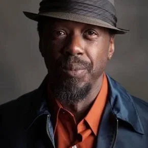 Photo star :  Edwin Lee Gibson