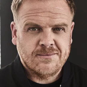 Photo star :  Owain Arthur