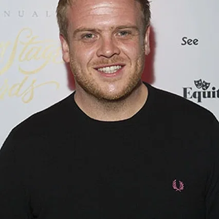  Owain Arthur