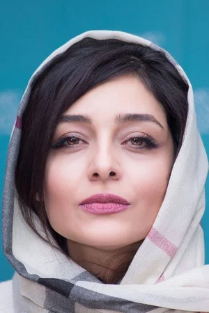 Sareh Bayat