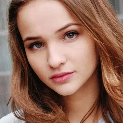  Lisa Vicari