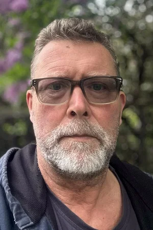  Paul Wilmshurst photo