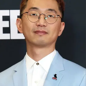 Photo star :  Lee Sung Jin