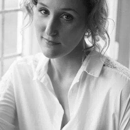  Bronagh Waugh