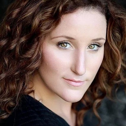  Bronagh Waugh
