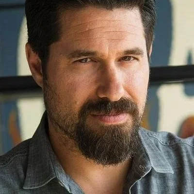  Derek Johansen