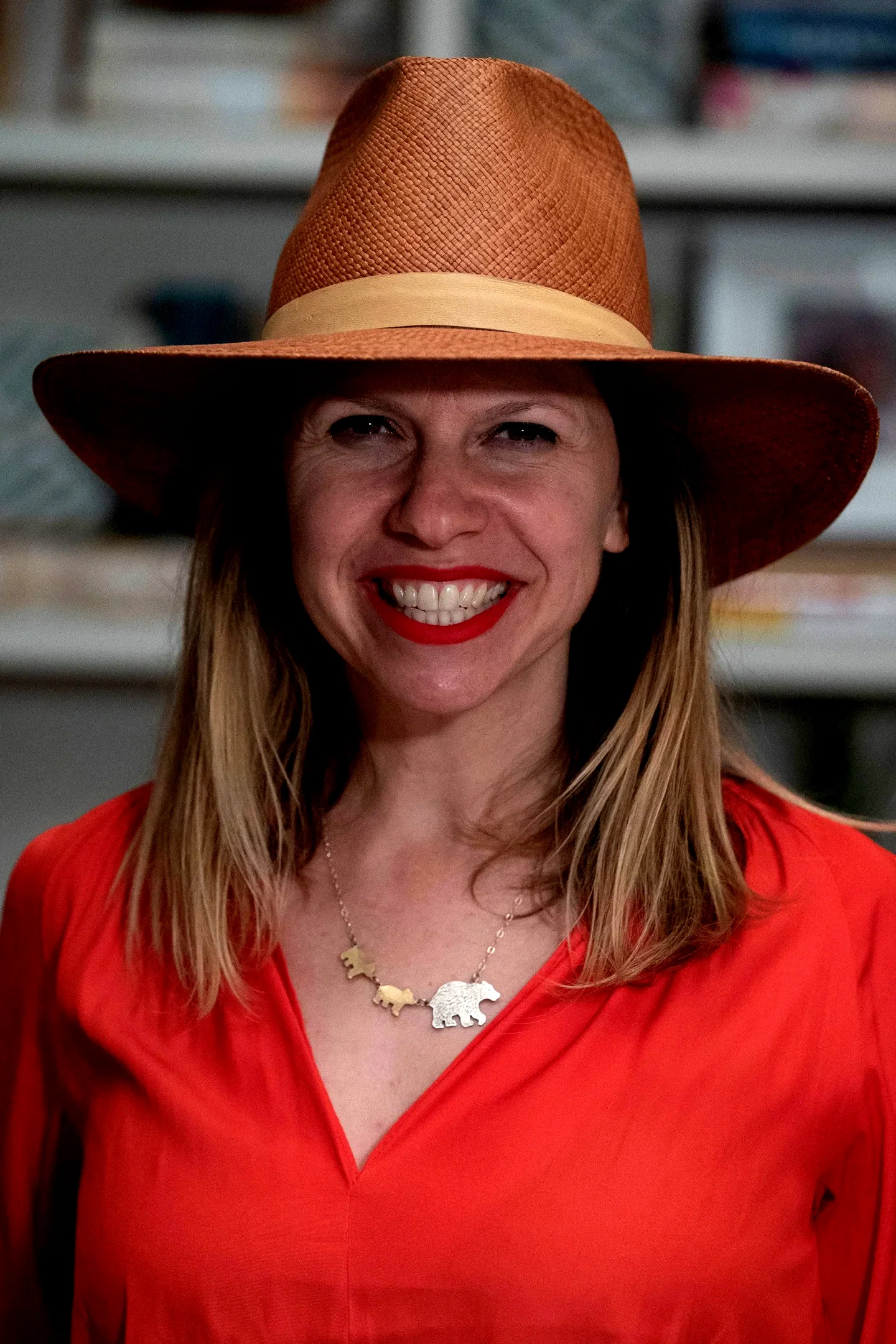  Valerie Weiss