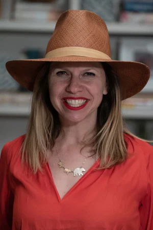  Valerie Weiss photo