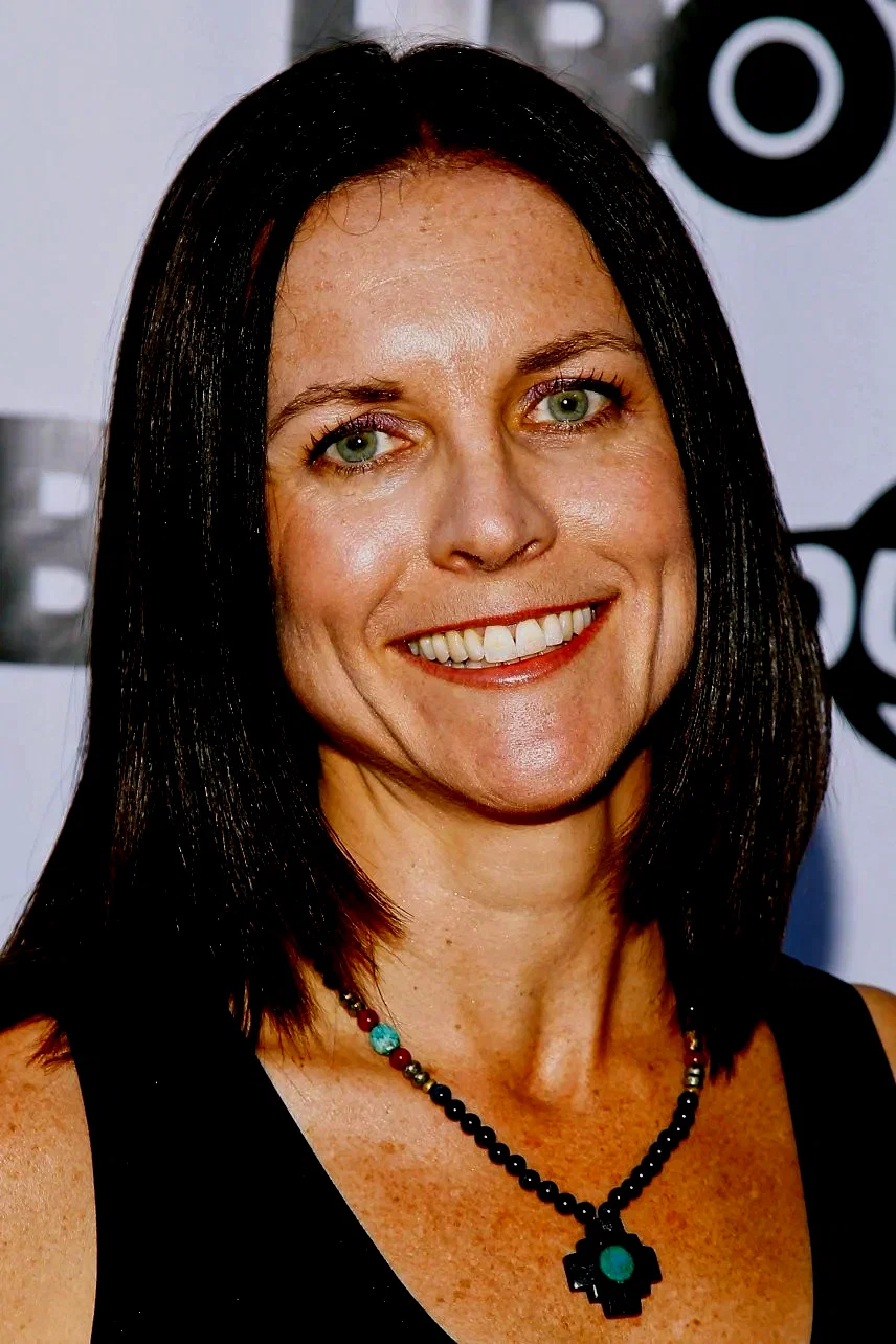  Anne Renton