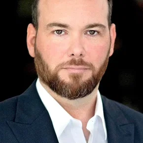 Photo star :  Dana Brunetti