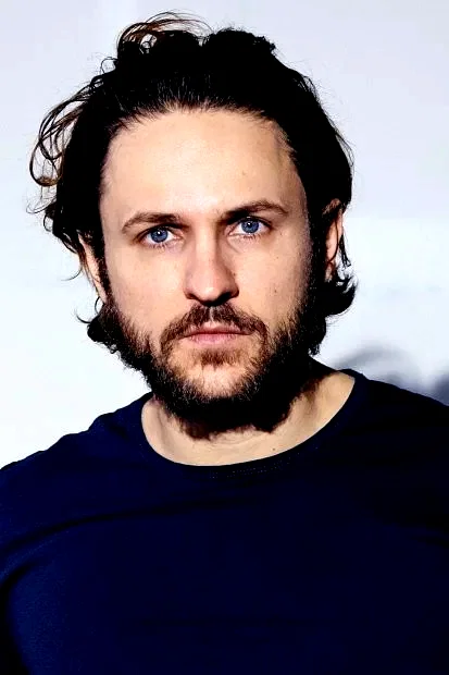  Dimitrij Schaad