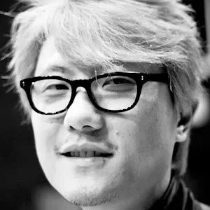  Ki Hyun Ryu