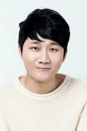  Lee Yong-jin photo