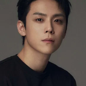 Photo star :  Kim Do-hoon