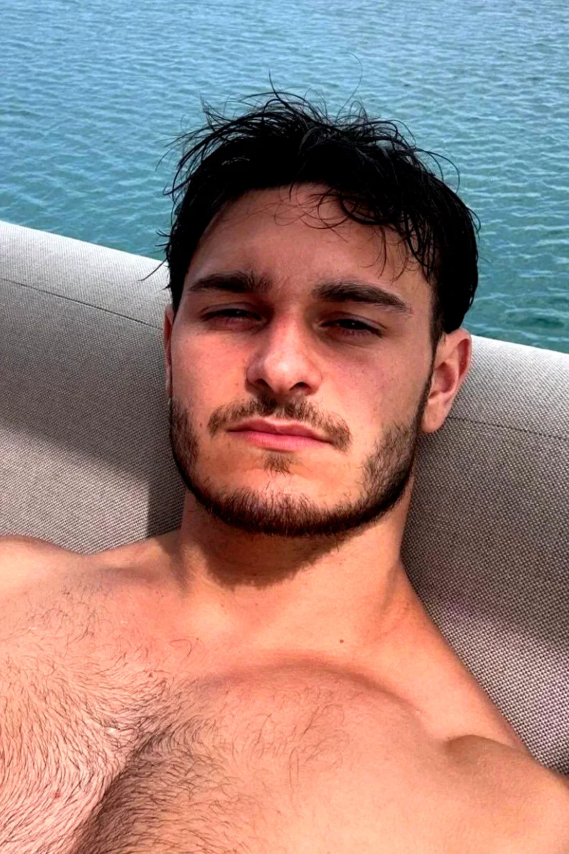  Adrien Gabeulet