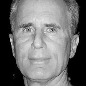 Photo star :  Michael Pavone