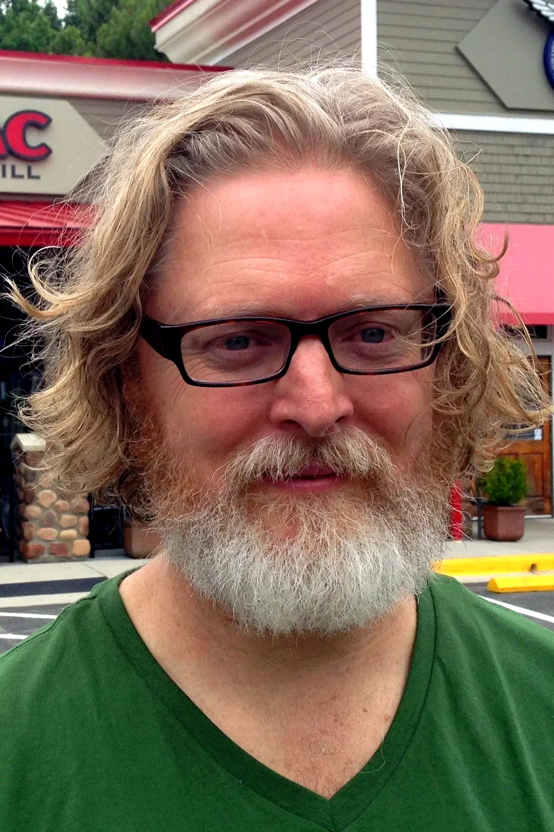  Tony McNamara