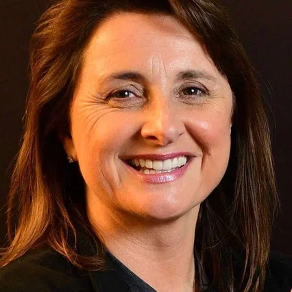  Victoria Alonso