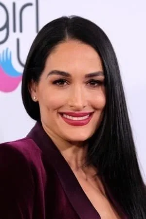  Nikki Garcia