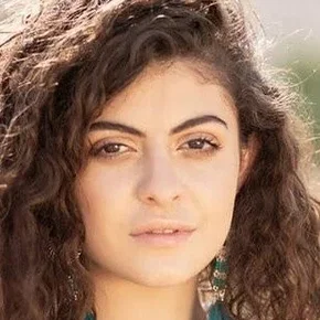 Photo star :  Tara Abboud