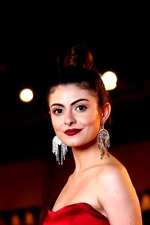  Tara Abboud