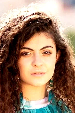  Tara Abboud