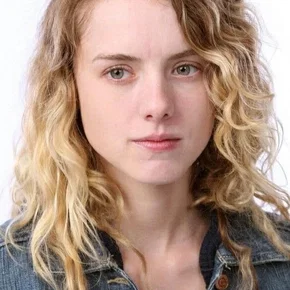 Photo star :  Laura Slade Wiggins