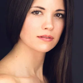 Photo star :  Meredith Garretson