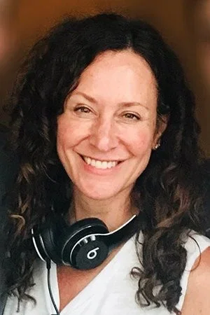  Claudia Yarmy photo