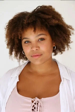  Hannah Gonera