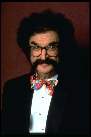  Gene Shalit