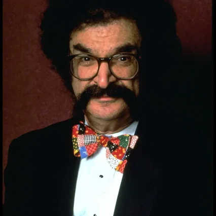  Gene Shalit