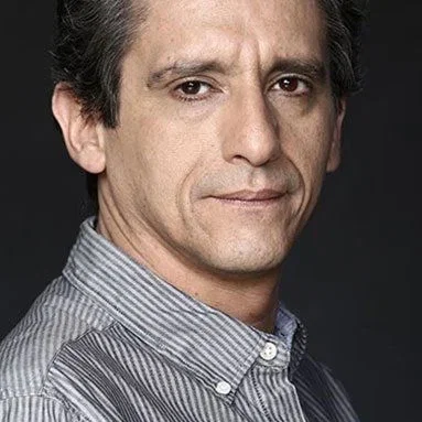  Miguel Iza