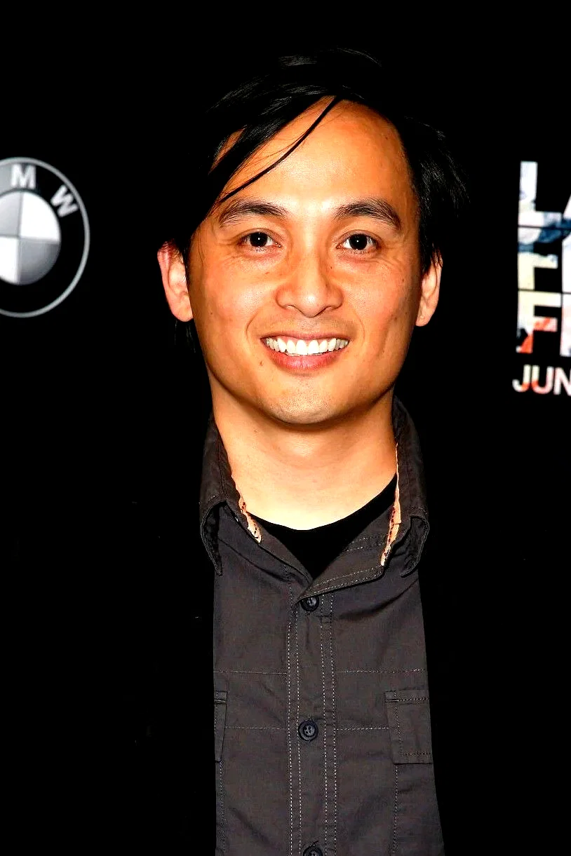  Viet Nguyen