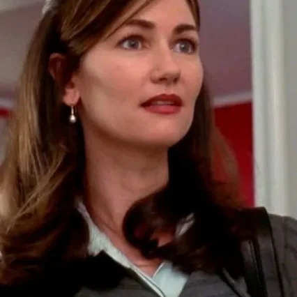  Kelly Miracco