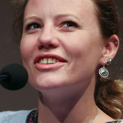 Sarah Harrison