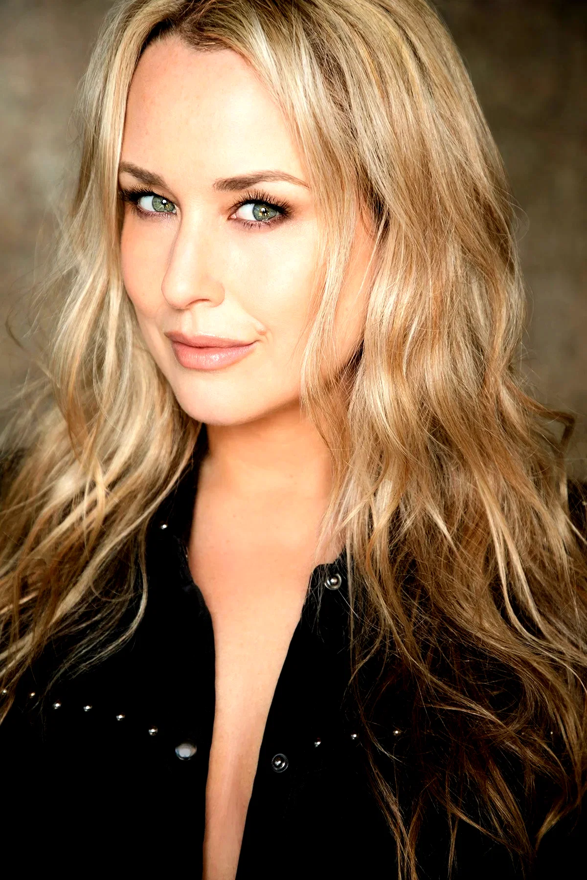  Alex Rose Wiesel