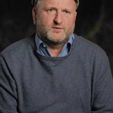  Stephen Woolfenden