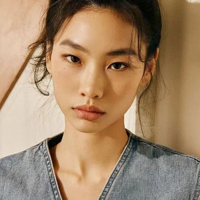 Photo star :  Jung Ho-Yeon