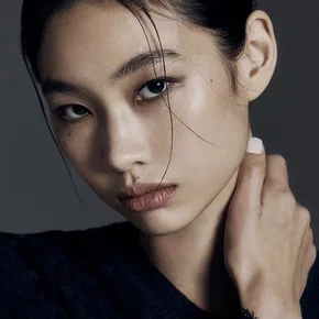 Photo star :  Jung Ho-Yeon