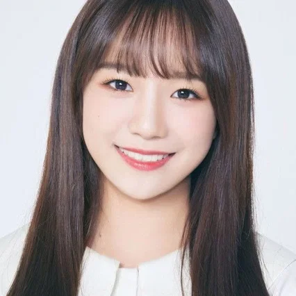  Jo Yu-ri
