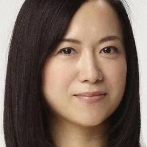 Photo star :  Emi Wakui