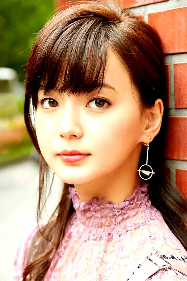  Mikako Tabe