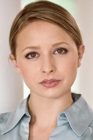  Courtney Pauroso