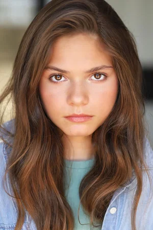  Ava Torres
