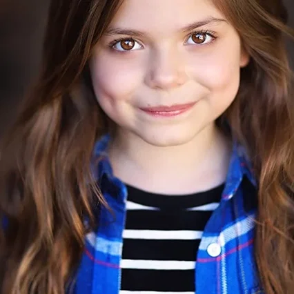  Ava Torres